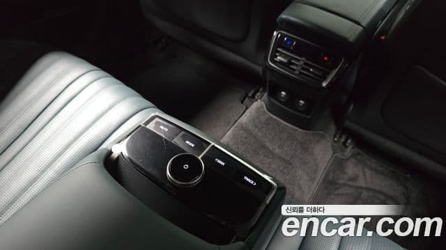 Kia K8 2023 — ფოტო 38/39