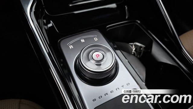 Kia Sorento 2025 — Фото 9/20