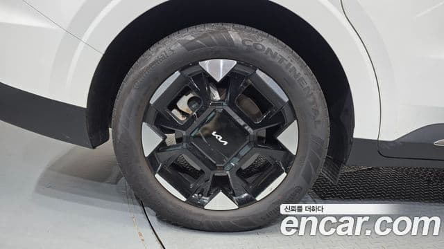 Kia Carnival 2025 — ფოტო 16/35