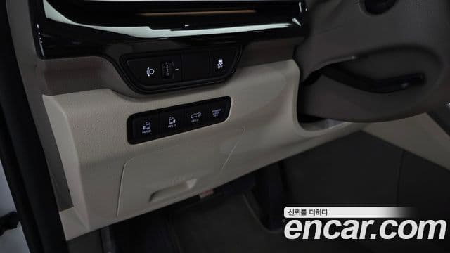 Kia Carnival 2025 — ფოტო 4/35