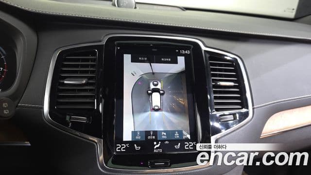 Volvo XC90 2020 — Фото 15/20