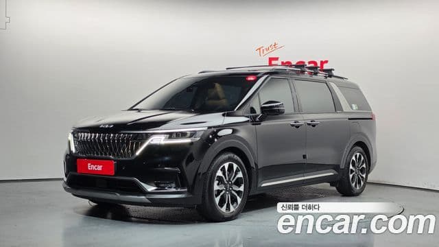 Kia Carnival 2021 — Фото 1/20
