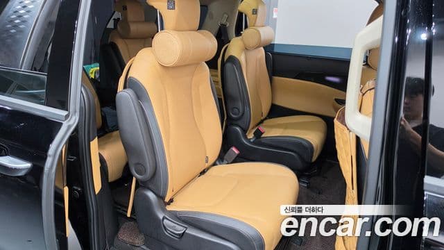 Kia Carnival 2021 — Фото 11/20