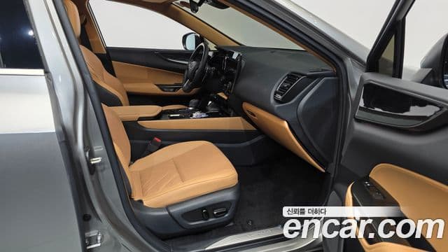 Lexus NX350h 2024 — ფოტო 31/31