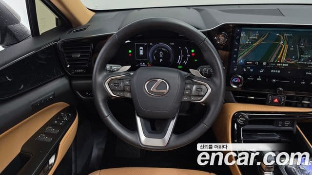 Lexus NX350h 2024 — ფოტო 21/31