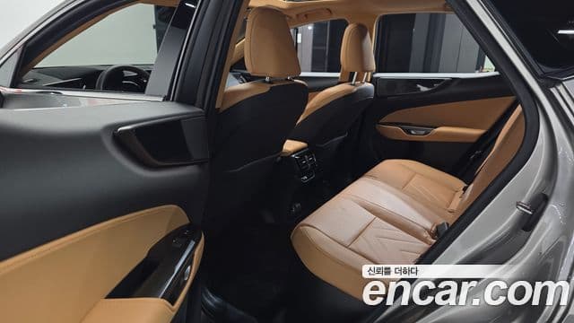 Lexus NX350h 2024 — ფოტო 24/31