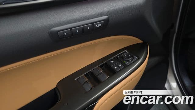 Lexus NX350h 2024 — ფოტო 27/31