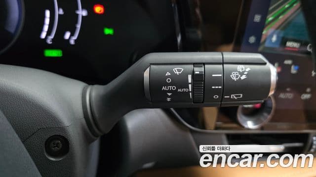 Lexus NX350h 2024 — ფოტო 25/31