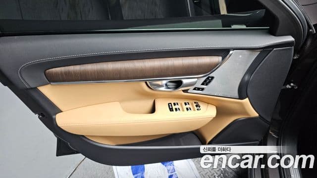 Volvo S90 2023 — Şəkil 34/34