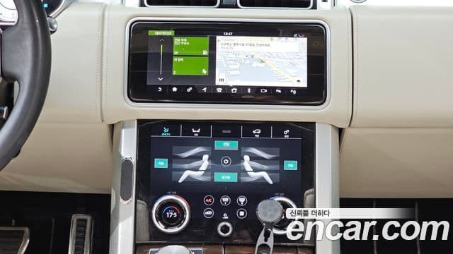 Land Rover Range Rover 2019 — Фото 14/20