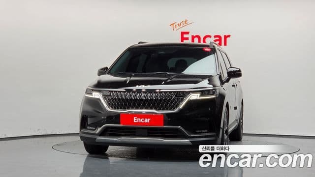 Kia Carnival 2021 — Photo 25/35