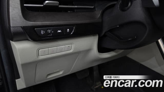 Kia Carnival 2021 — Photo 11/35