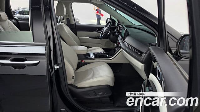 Kia Carnival 2021 — Şəkil 12/35