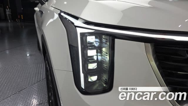 Kia Sorento 2024 — Şəkil 20/38