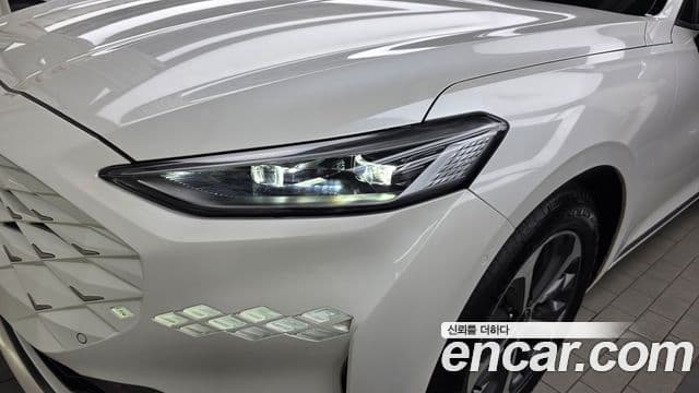 Kia K8 2022 — Şəkil 19/35