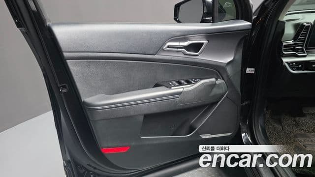 Kia Sportage 2022 — ფოტო 1/32