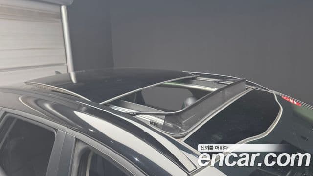 Kia Sportage 2022 — ფოტო 19/32