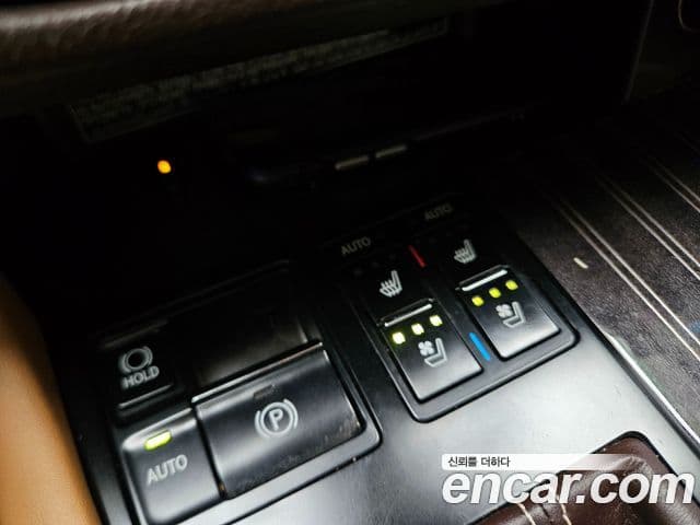 Lexus RX450h 2019 — ფოტო 9/20