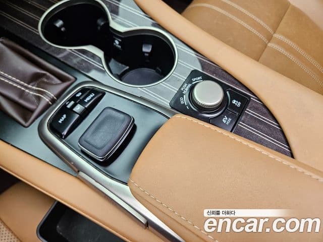 Lexus RX450h 2019 — ფოტო 15/20