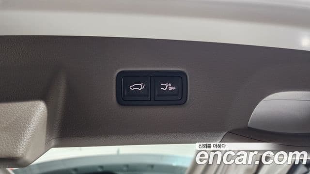 Kia Carnival 2023 — Фото 15/20