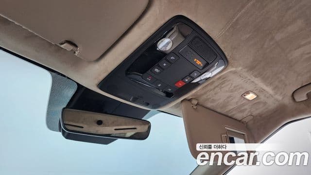 Kia Carnival 2023 — Фото 17/20