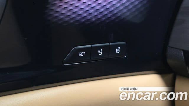 Kia Carnival 2020 — Фото 12/20