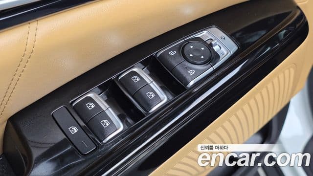 Kia Carnival 2020 — Фото 13/20