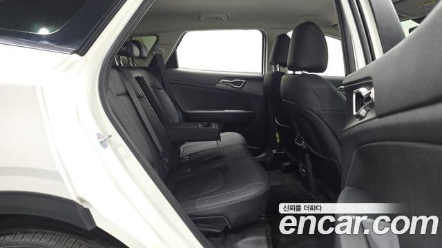 Kia Sportage 2025 — Фото 12/20