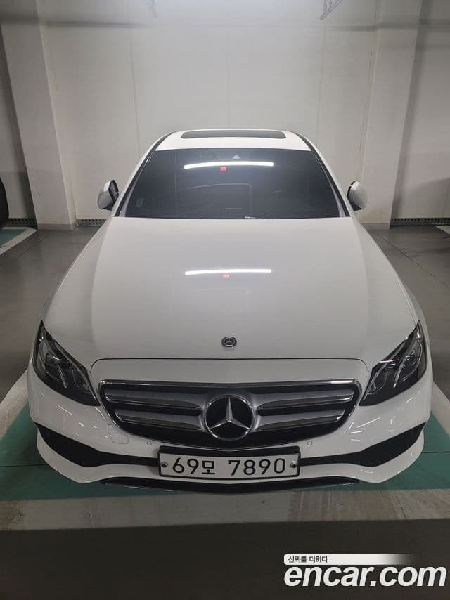 Mercedes-Benz E-Class 2018 — ფოტო 5/18