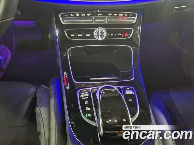 Mercedes-Benz E-Class 2018 — ფოტო 2/18