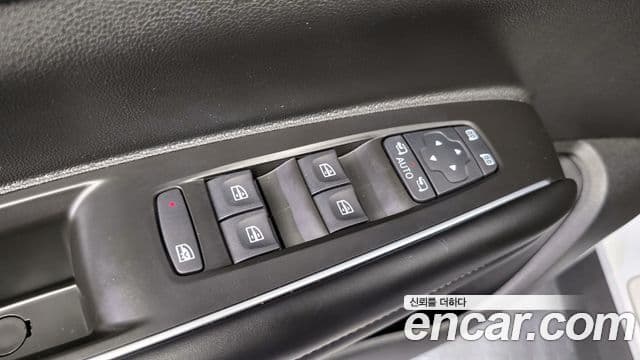 Renault Samsung QM6 2022 — ფოტო 14/20