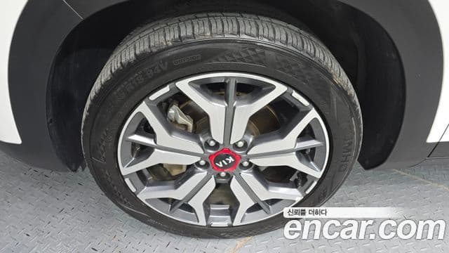 Kia Seltos 2020 — ფოტო 5/20