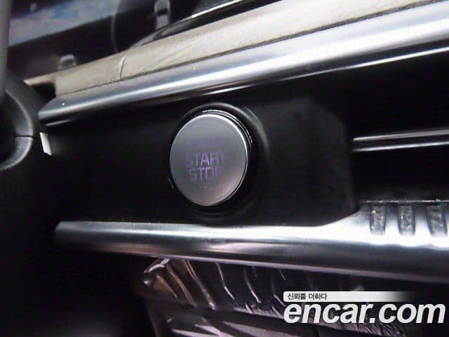 Kia K5 2020 — ფოტო 16/20