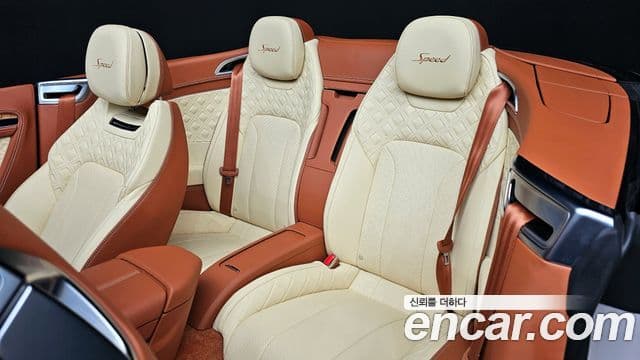 Bentley Continental GT 2022 — Фото 16/20
