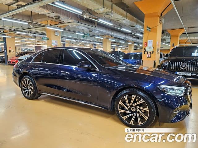 Mercedes-Benz E-Class 2024 — Şəkil 16/20