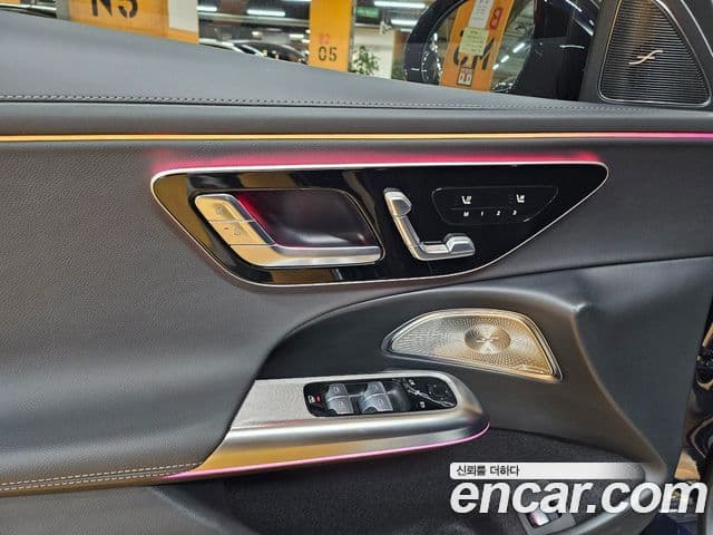 Mercedes-Benz E-Class 2024 — Şəkil 11/20