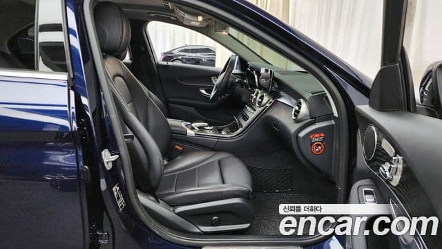 Mercedes-Benz C-Class 2019 — ფოტო 11/20