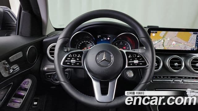 Mercedes-Benz C-Class 2019 — ფოტო 13/20