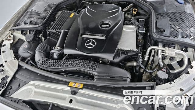 Mercedes-Benz C-Class 2018 — ფოტო 6/20