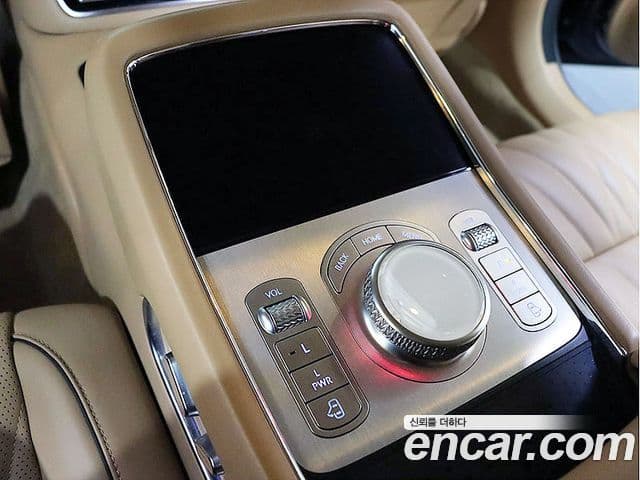 Genesis G90 2022 — Şəkil 17/20