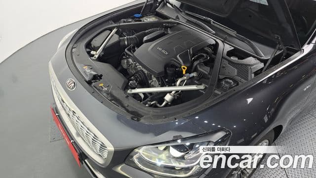 Kia The K9 2018 — ფოტო 6/20