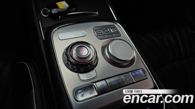 Genesis G90 2023 — Şəkil 9/20
