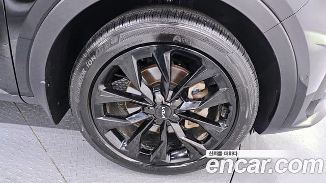 Kia Sorento 2022 — ფოტო 6/20