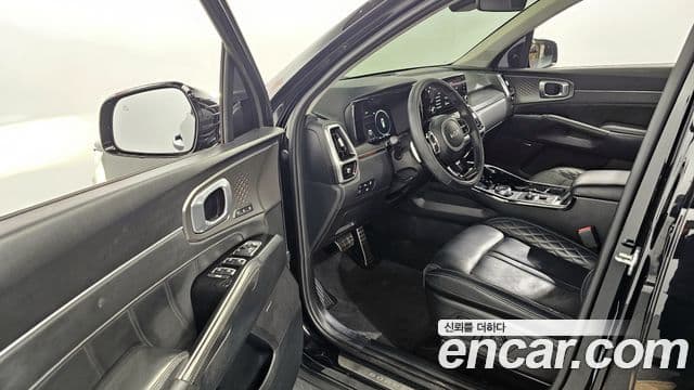 Kia Sorento 2022 — ფოტო 13/20