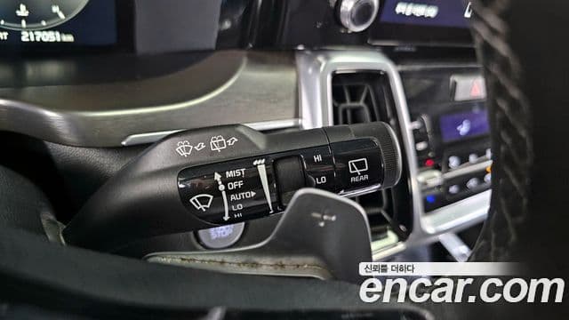 Kia Sorento 2022 — Şəkil 16/20