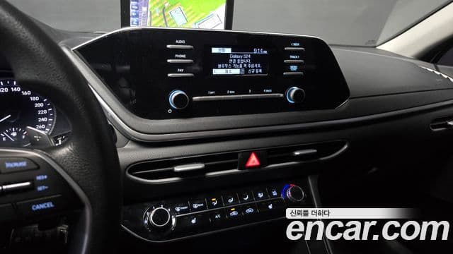 Hyundai Sonata Hybrid 2021 — ფოტო 9/20