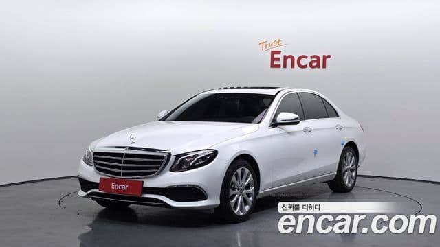Mercedes-Benz E-Class 2018 — ფოტო 20/20