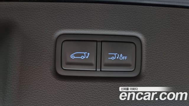 Hyundai Staria 2023 — ფოტო 20/20