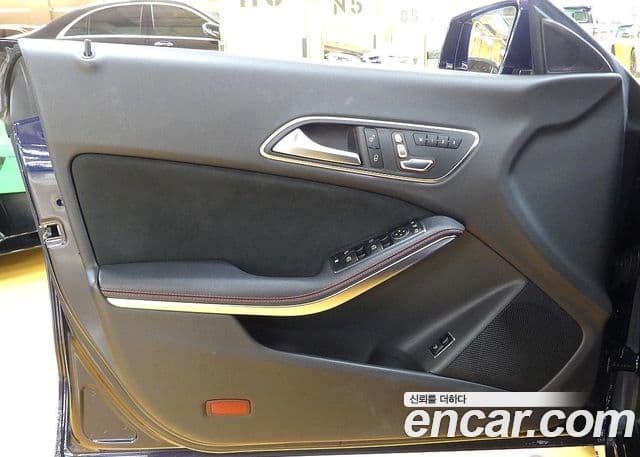 Mercedes-Benz CLA-Class 2018 — ფოტო 5/20