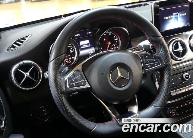 Mercedes-Benz CLA-Class 2018 — ფოტო 10/20
